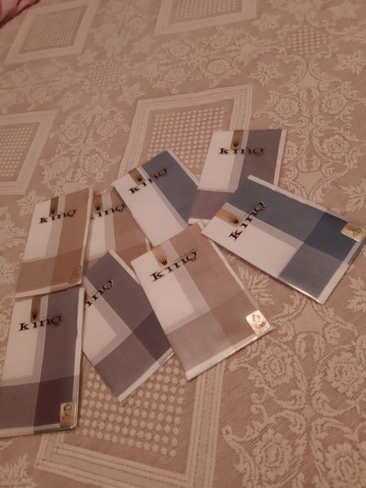 Lenços King para homem NOVOS