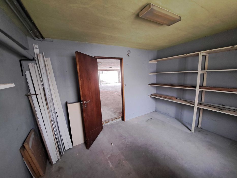 Garagem armazem 100m2 Giesta