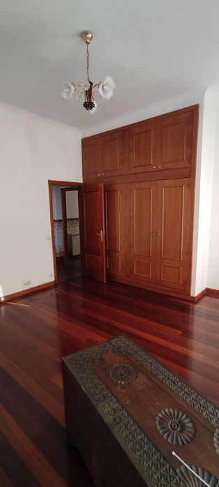 Apartamento T2 140M2 com terraço e ar-condicionado