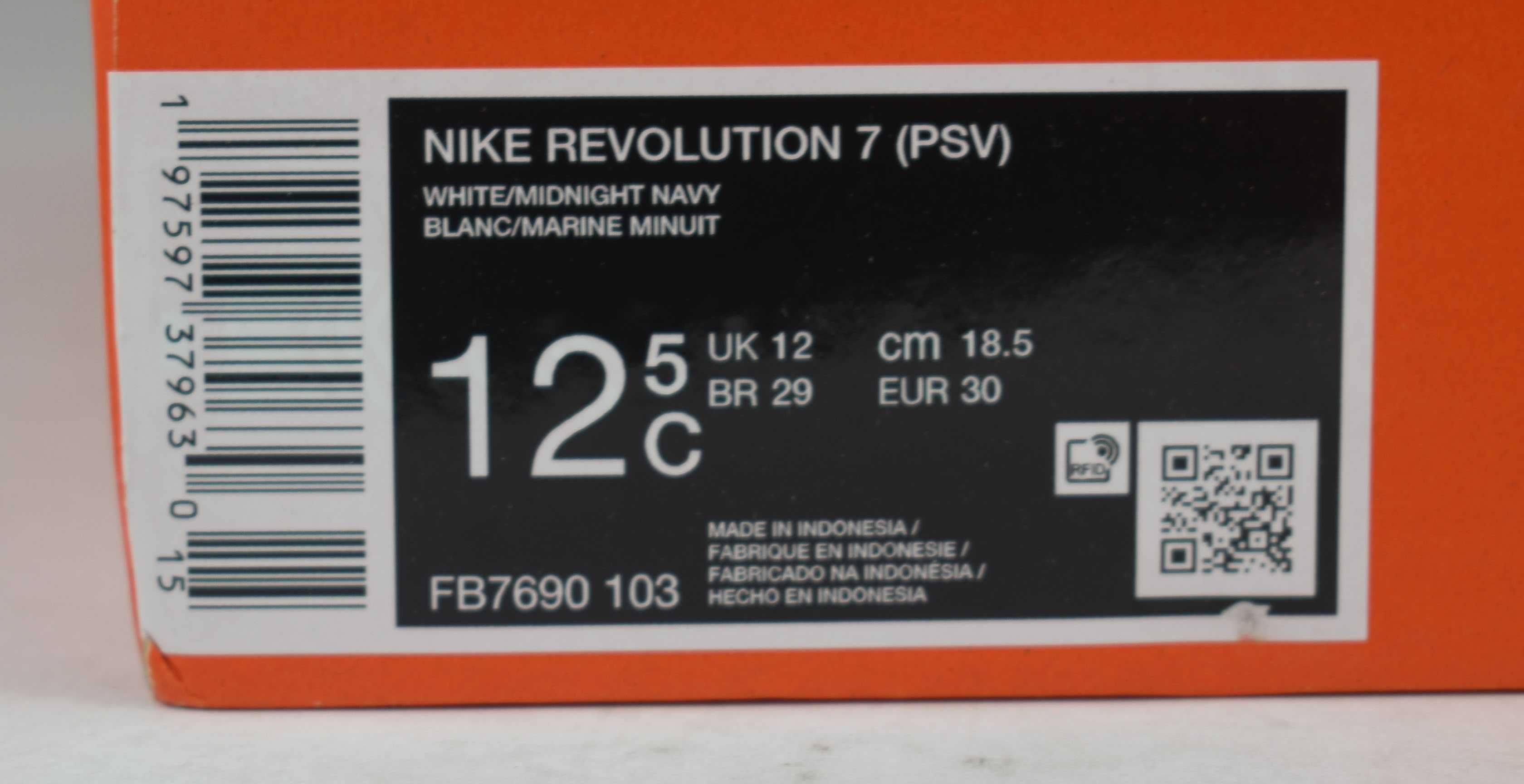 Nowe sneakersy Nike Revolution 7 FB7690 roz. 30