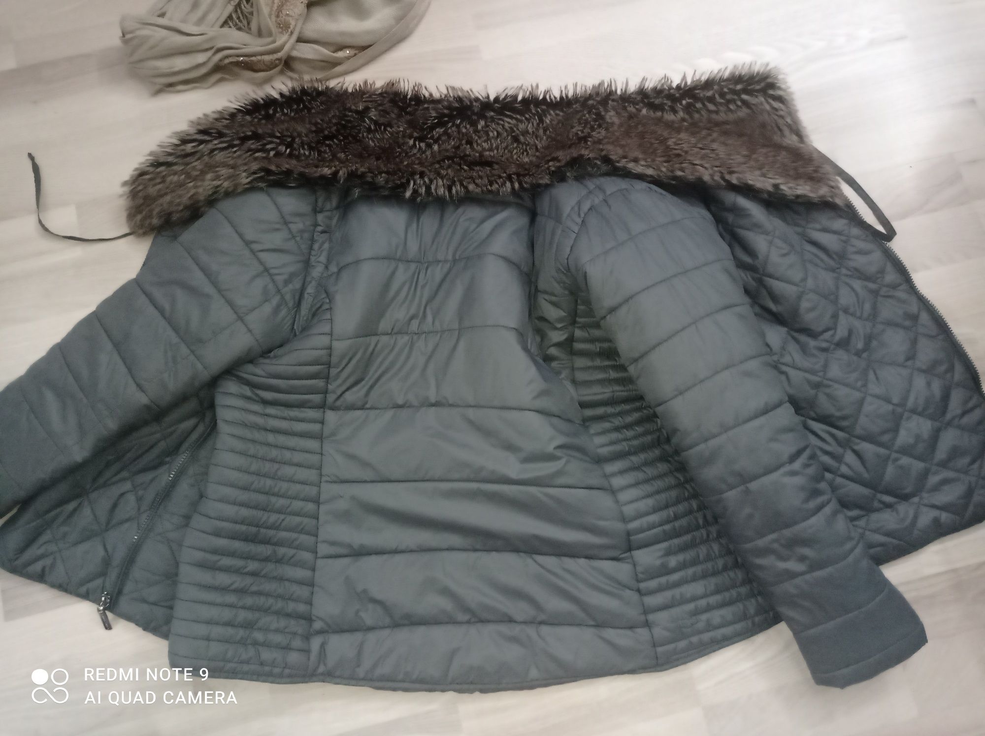 Kurtka zimowa XL Gratis apaszka i sweter