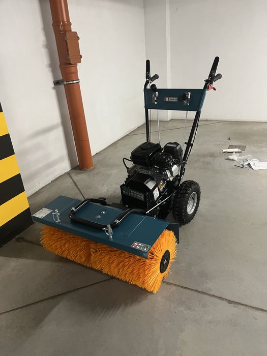 zamiatanie mycie chodników odśnieżanie hale mechanicznie firma