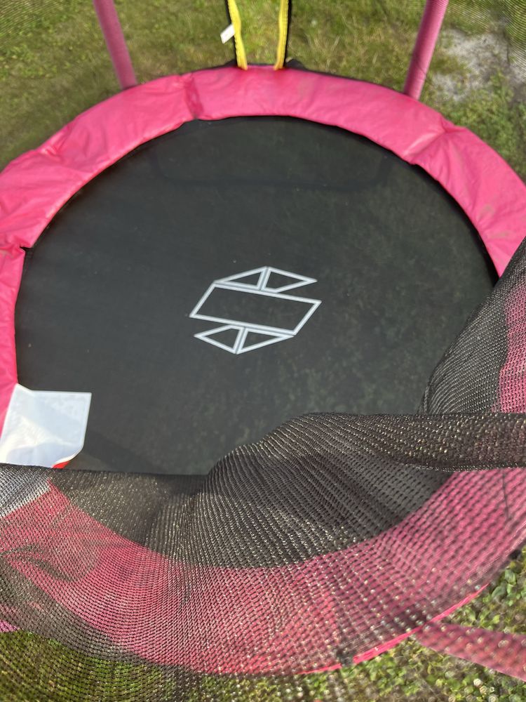 Trampolina 140cm rozowa nowa