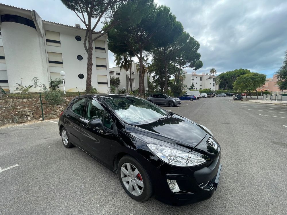 Peugeot 308 ano 2009 diesel, apenas 176mil kms