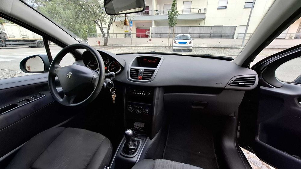 Peugeot 207 1.4 HDi