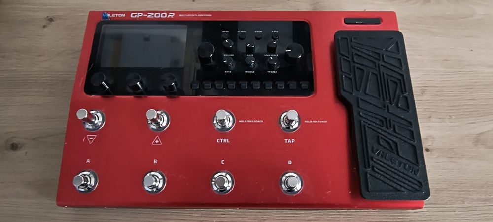 Valeton GP 200 multiefekt