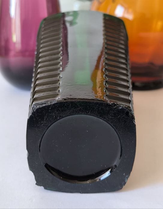 Wazon piękne stare szmaragdowe szkło destrukt