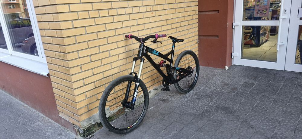Двохпідвіс yeti sb 66 pro
