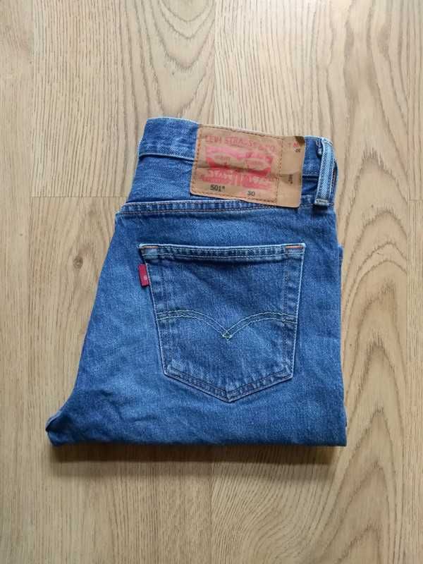 Levi's 501 S w30 XS/S niebieskie spodenki bermudy jeans denim dżins