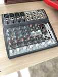 Mesa de som behringer