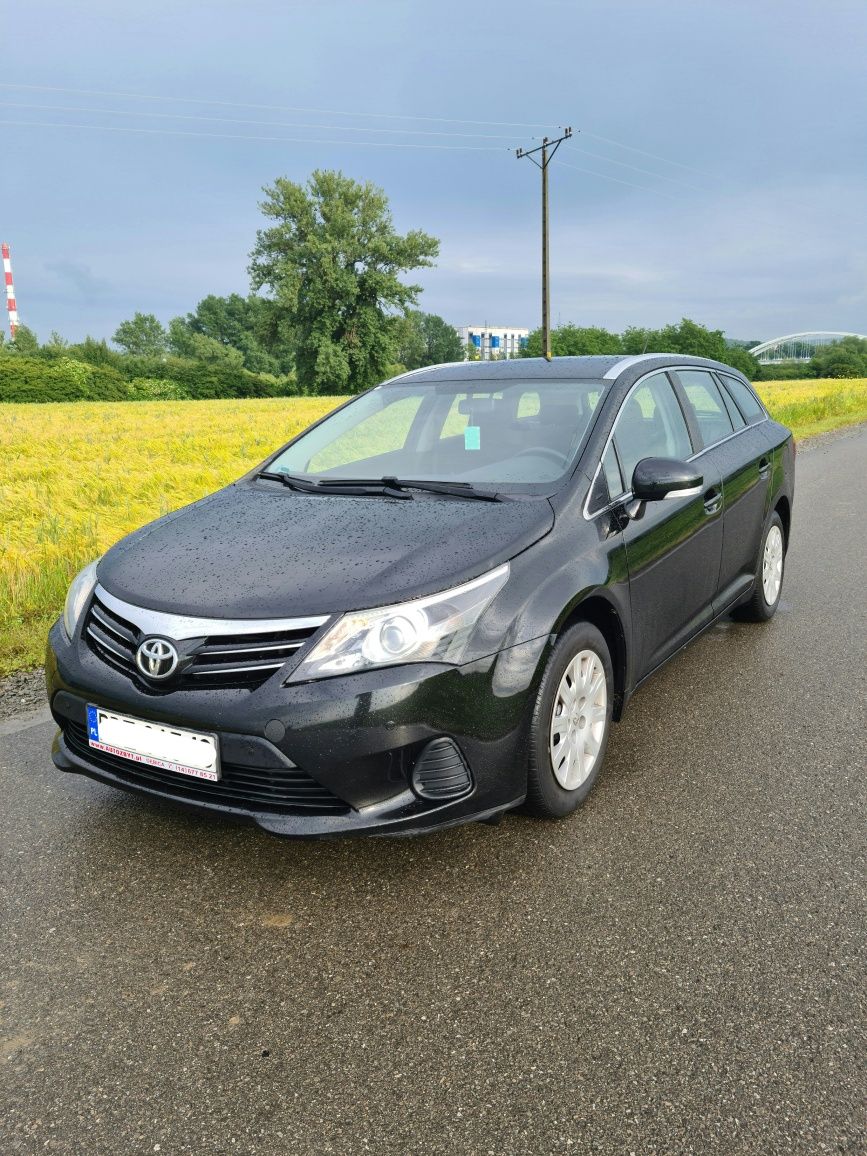 Toyota Avensis 2.0 kombi