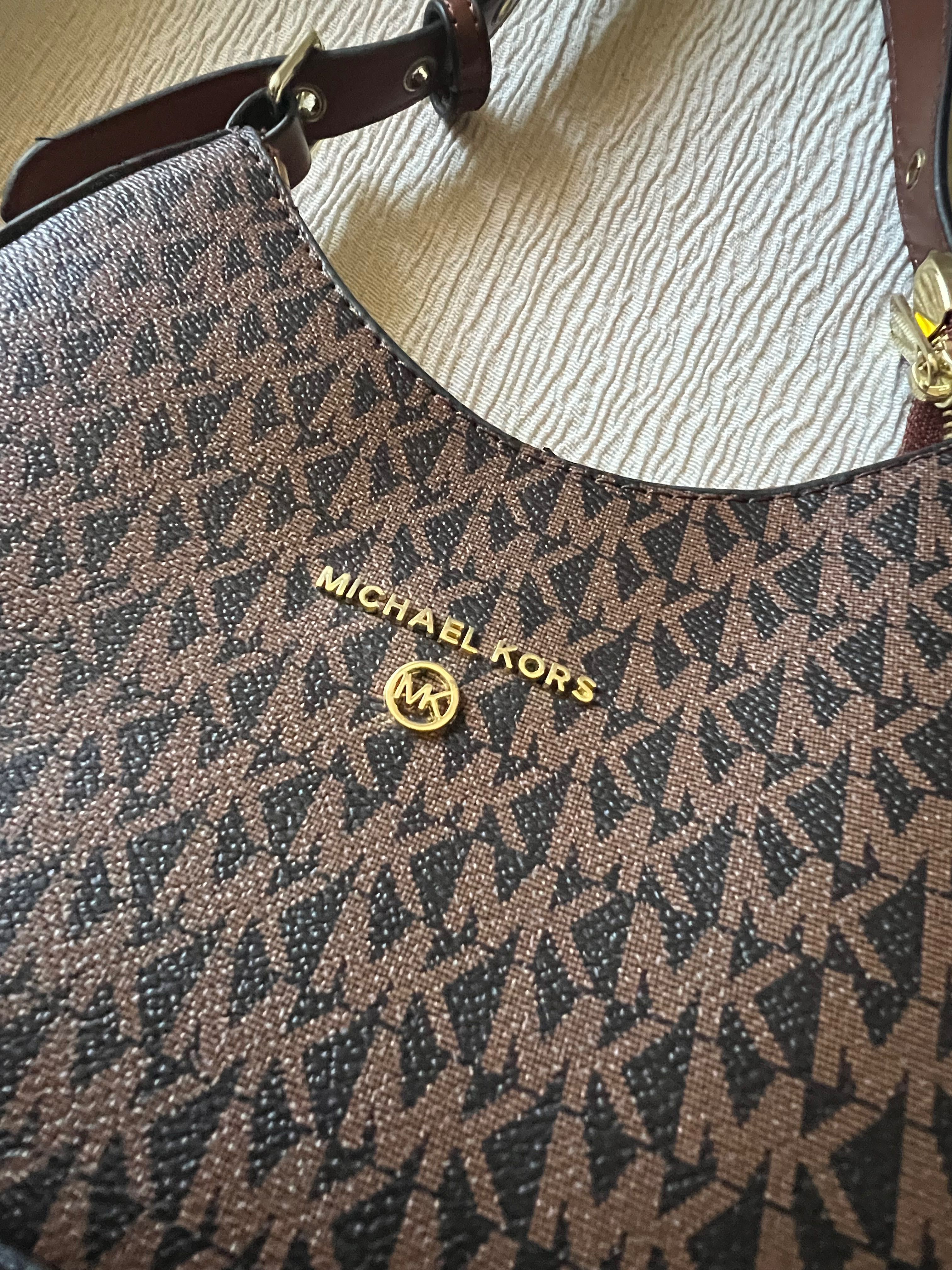 Mala Michael Kors