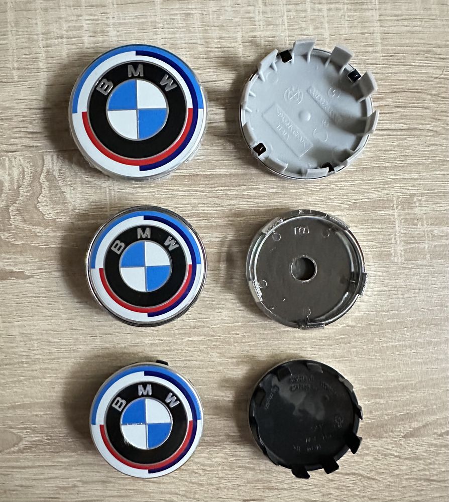 Conjunto 4 centros jantes BMW 56mm 60mm 68mm Carbono incluído