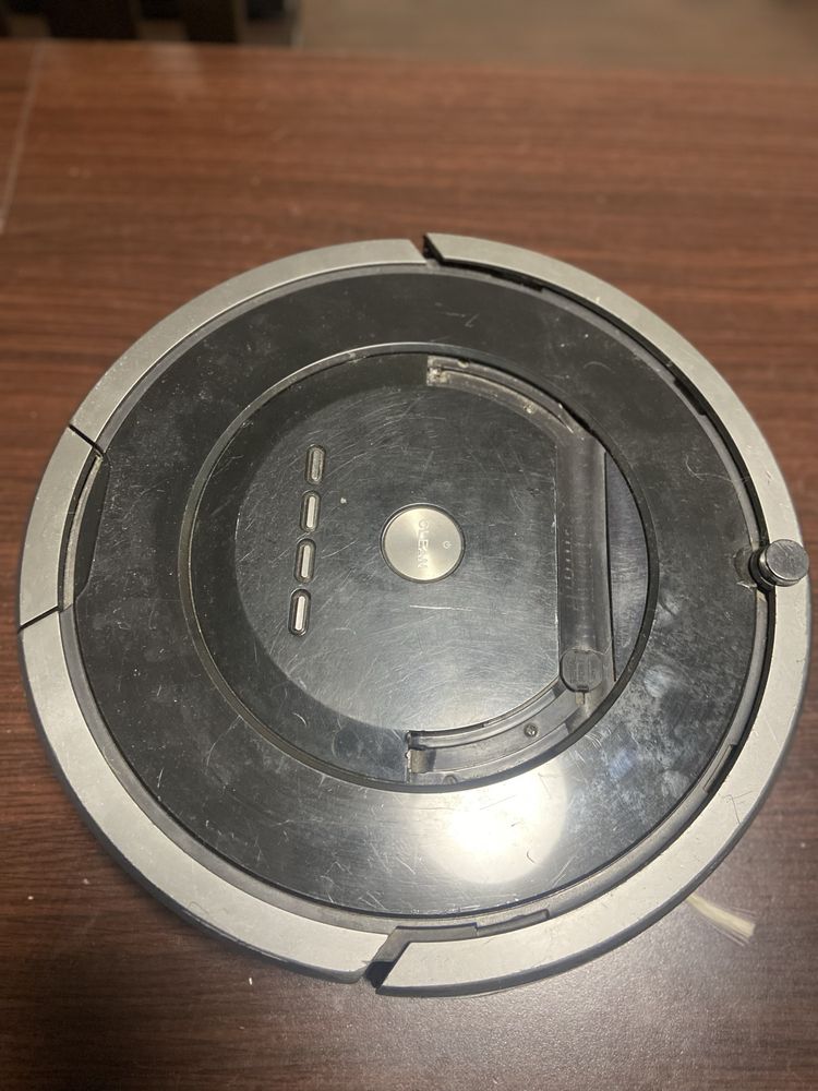 Robot sprzatajacy Irobot Roomba 880