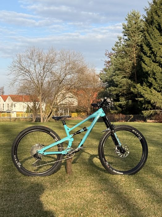 Rower marki : YT idnustries