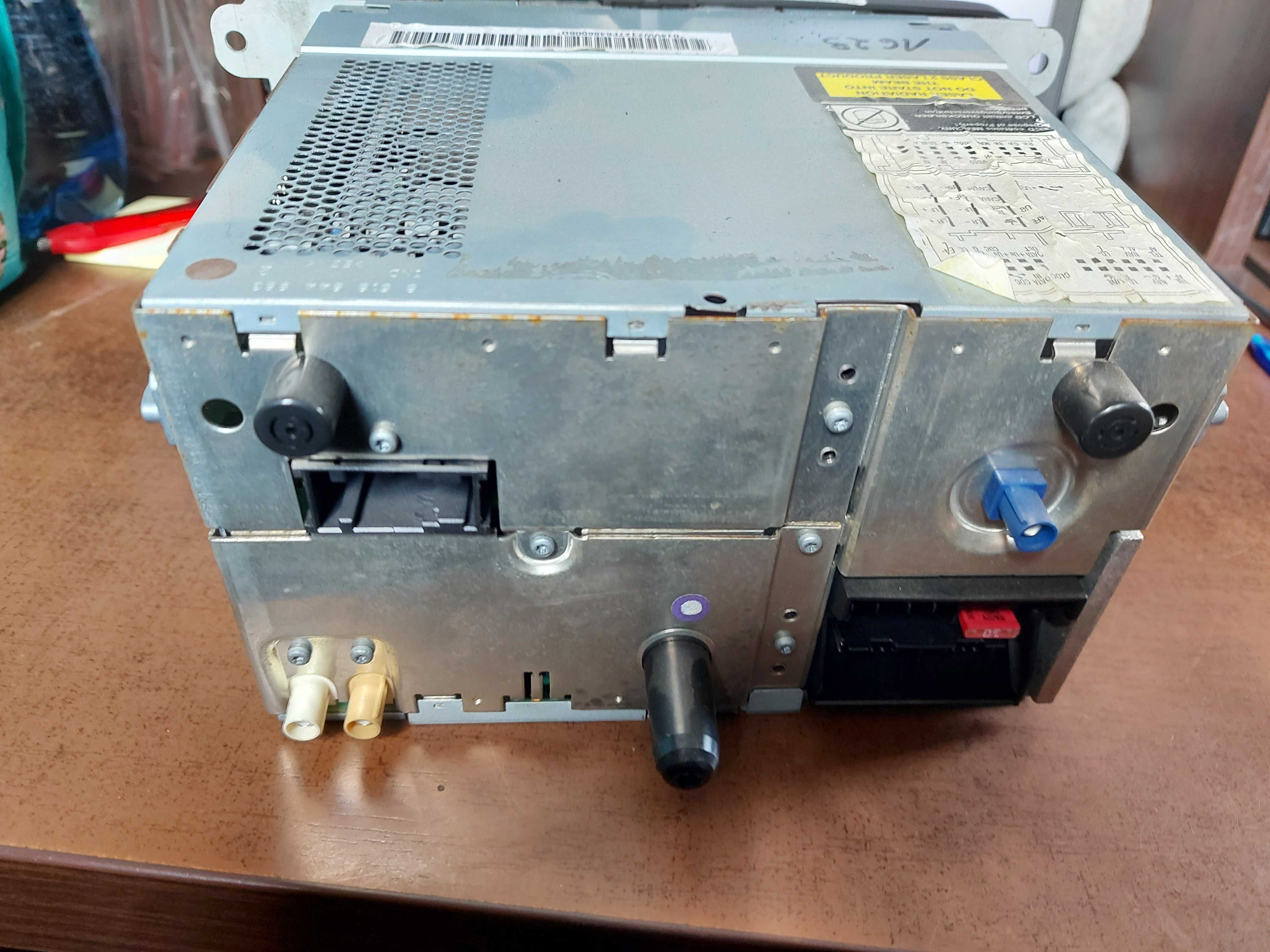 Radio z kodem VW Blaupunkt NAVI 1K0.035.198C FV dostawa