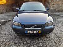 Volvo S60 2.0T em ótimo estado