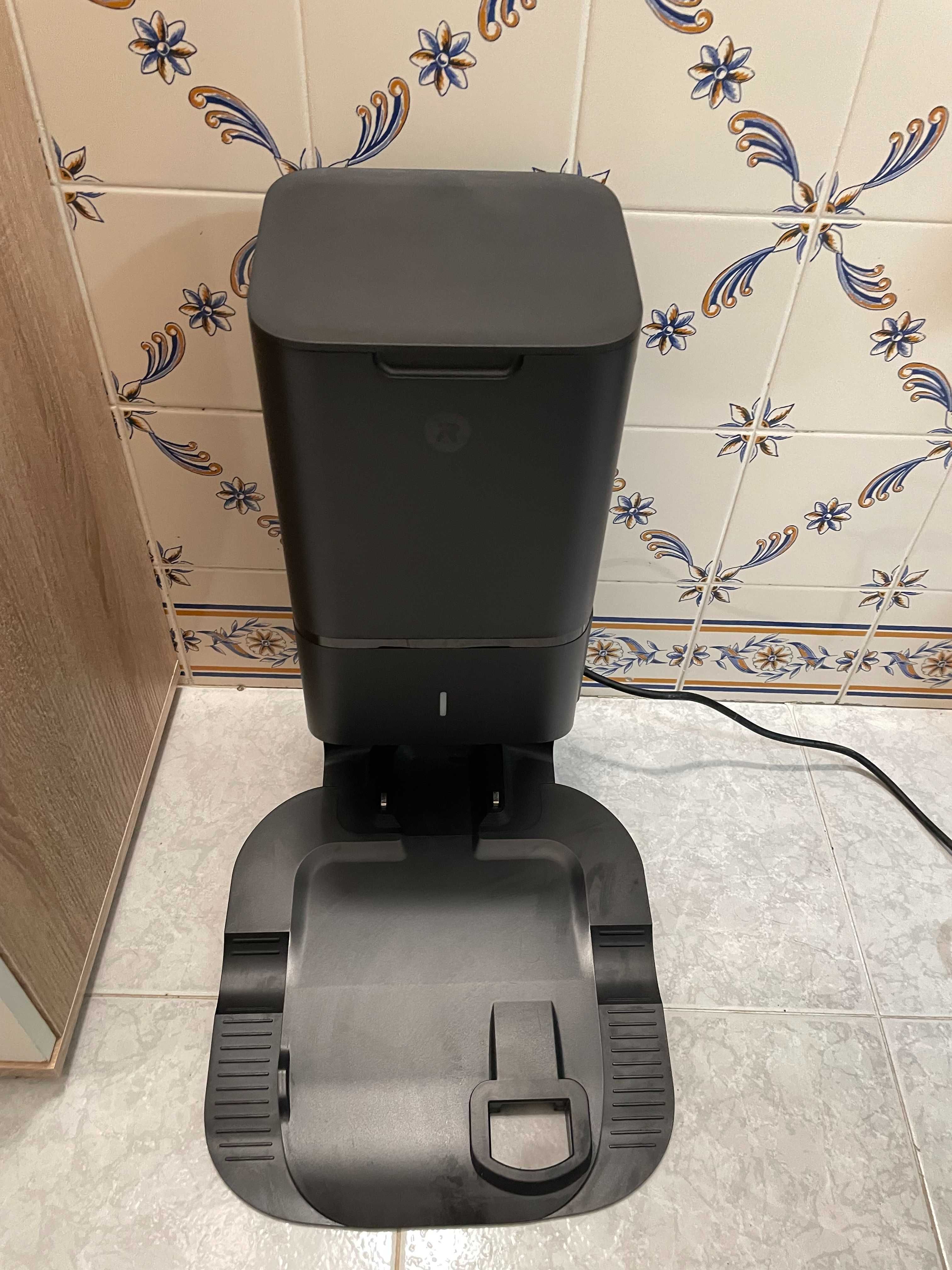 iRobot Roomba i5+ com esvaziamento automático e garantia