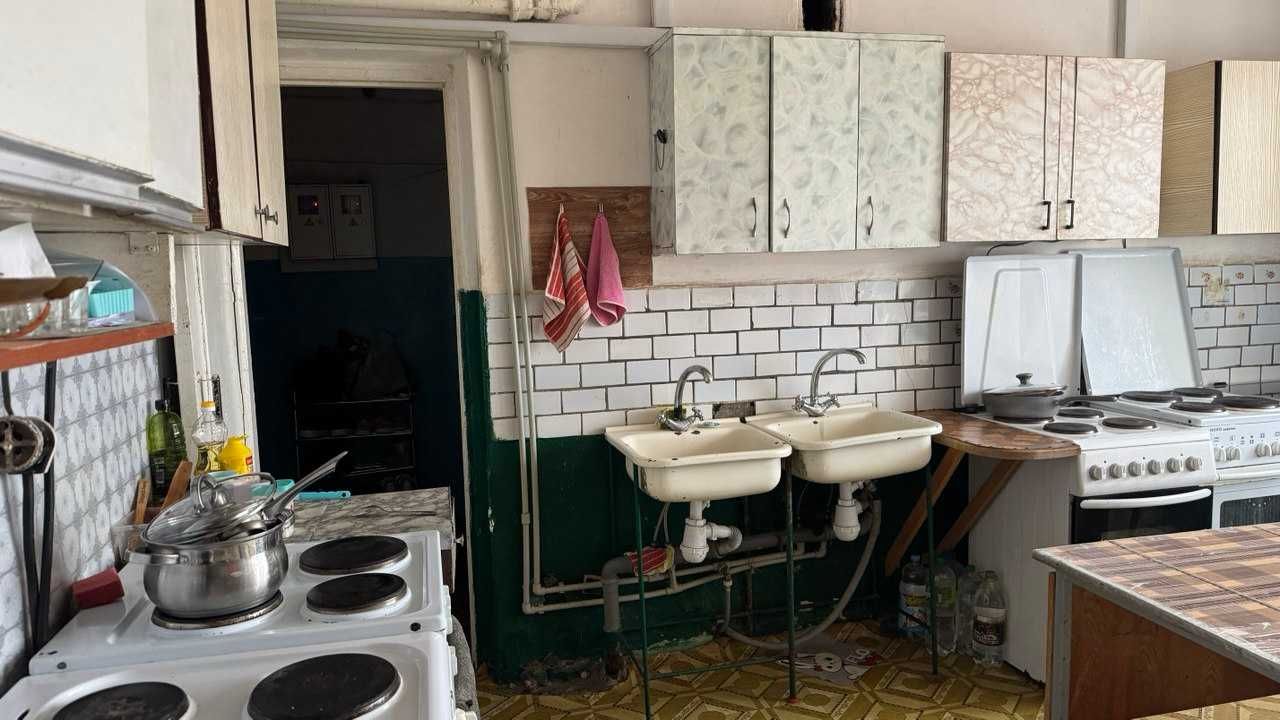 Продається  кімната 18м2  в гуртожитку на Кільцевій!