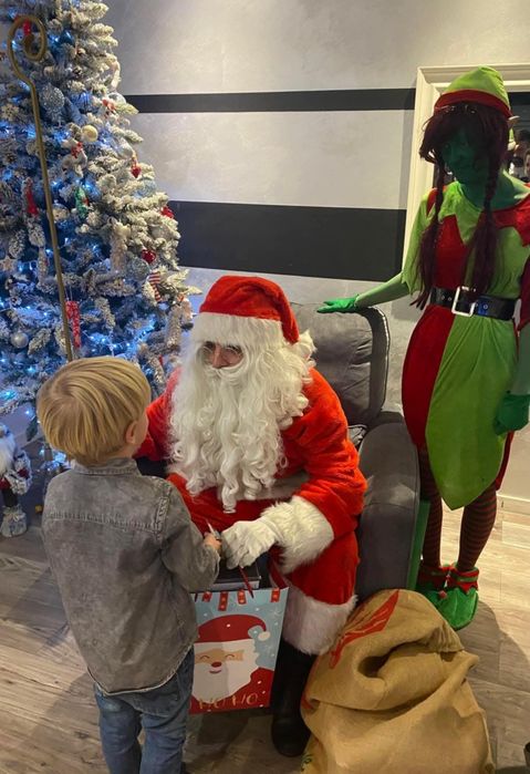 Mikolaj i elf w twoim domu