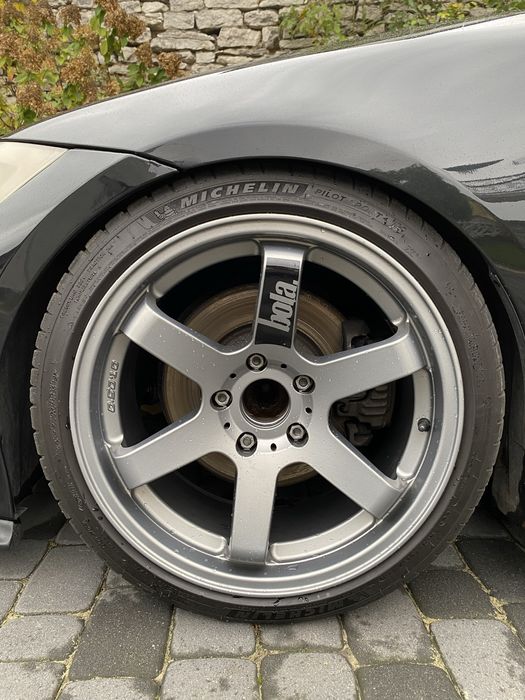 Bola B1 18” 8,5j 5x120 et35 Michelin Pilot Sport 4