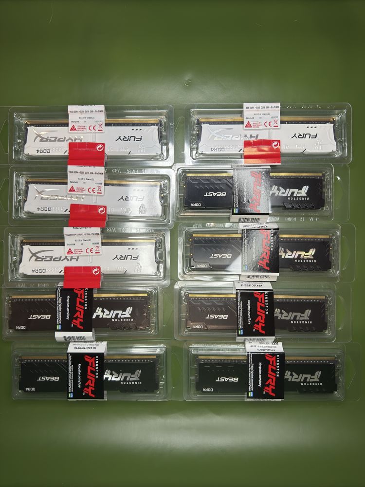 Ddr4 kingston fury 16*2 3200mhz white/black