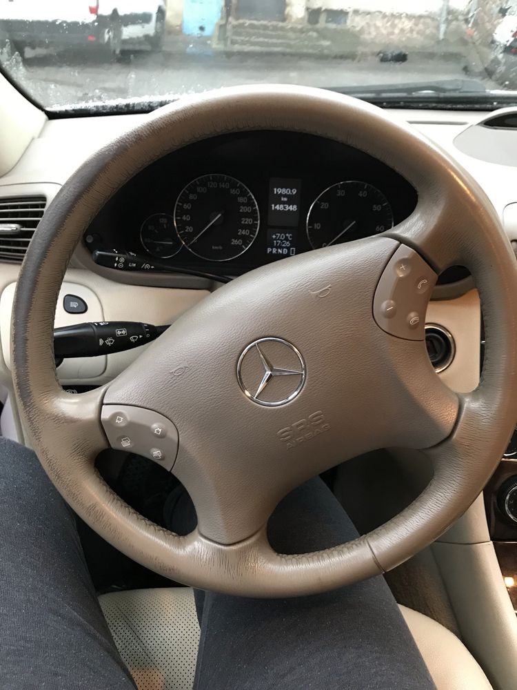 Авто Mercedes-Benz 2004р