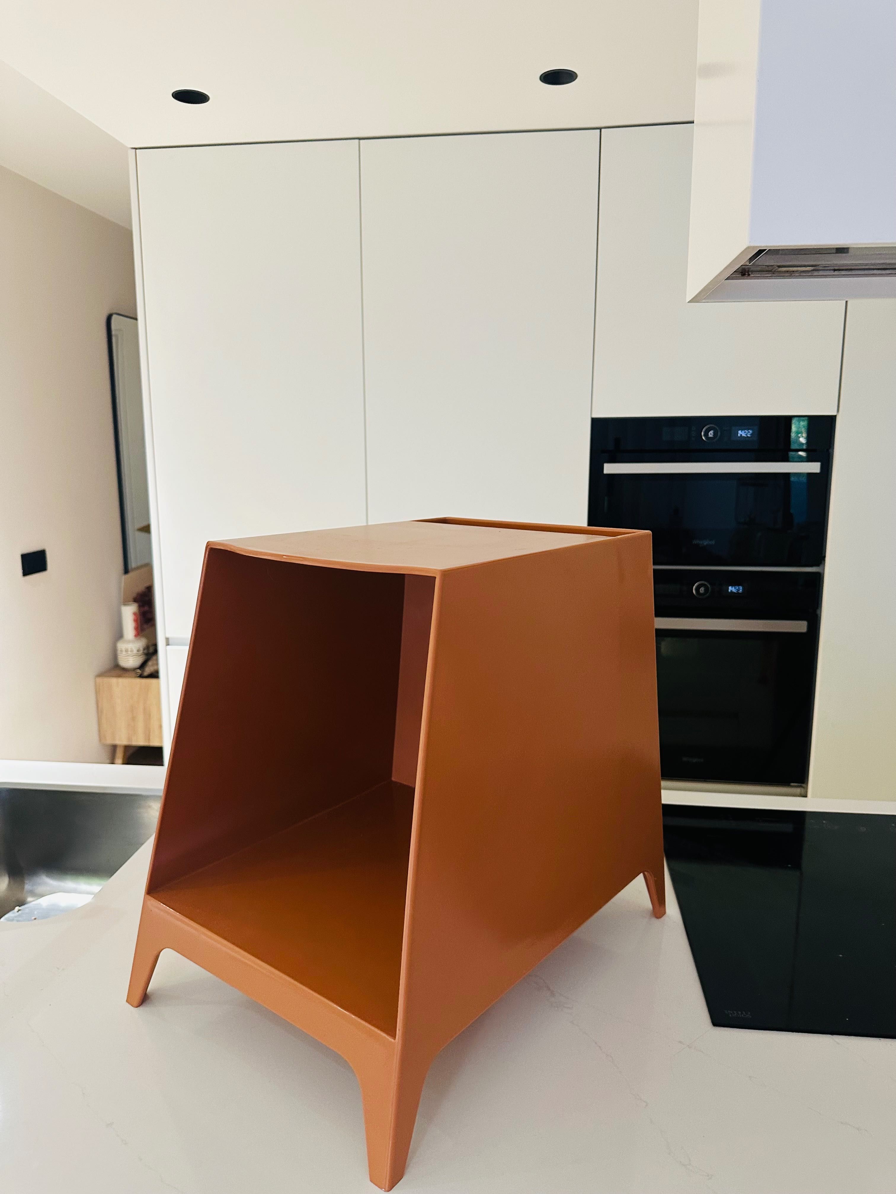 Mesa de cabeceira Kinda – Entrega em braga