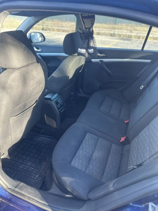 Продам Школу Октавия 2010 Года