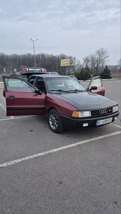 Продам AUDI 80b3