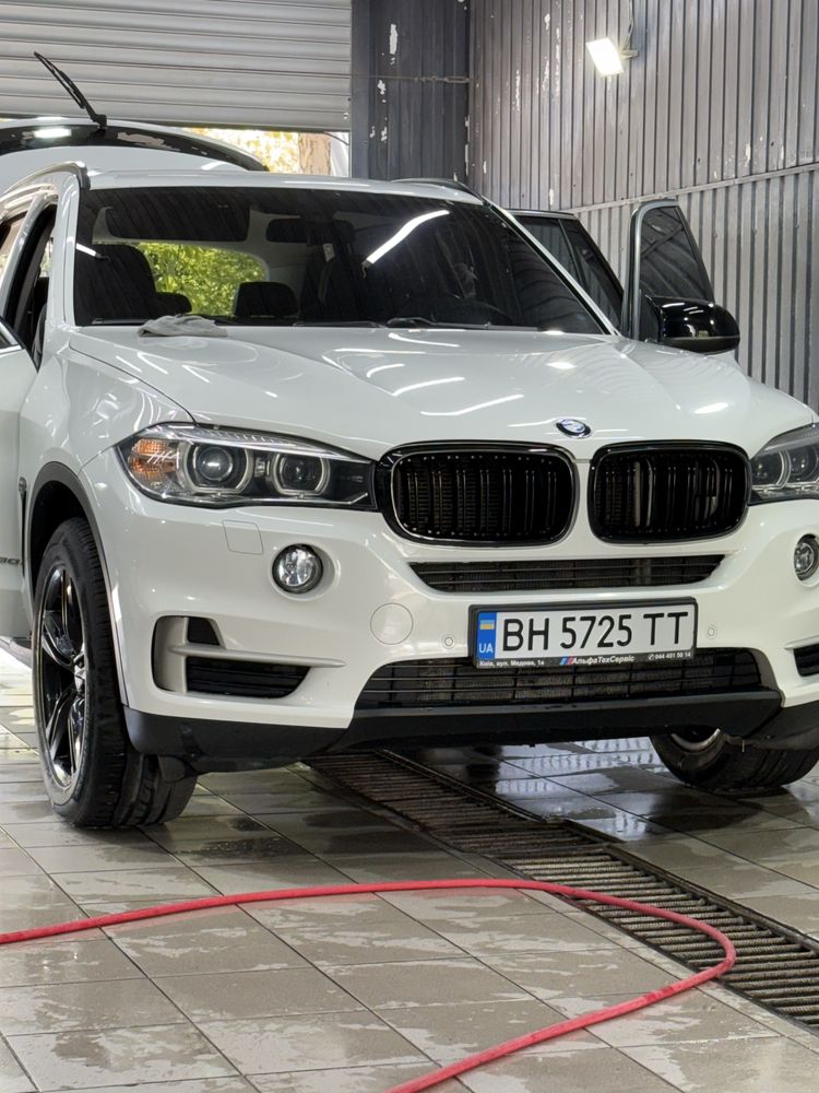 Bmw F15 3.0 d официал.
