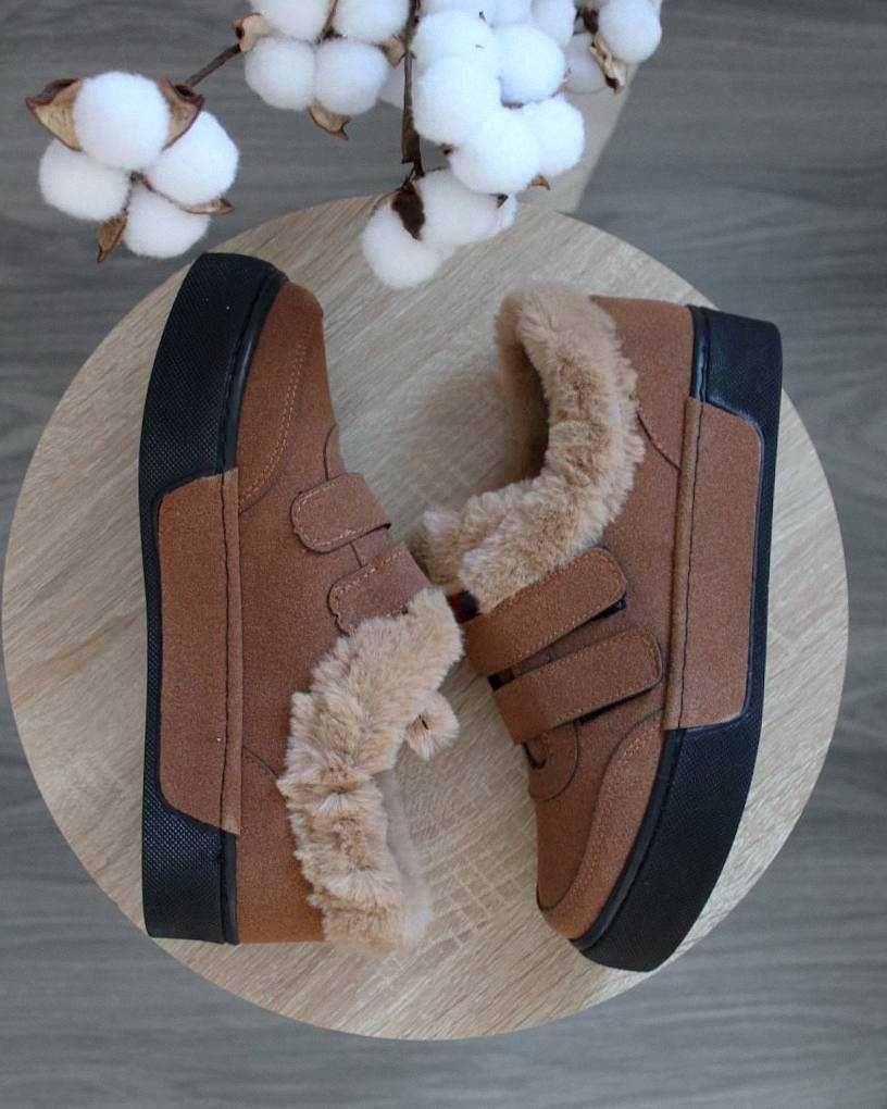 Зимові черевики/ботинки