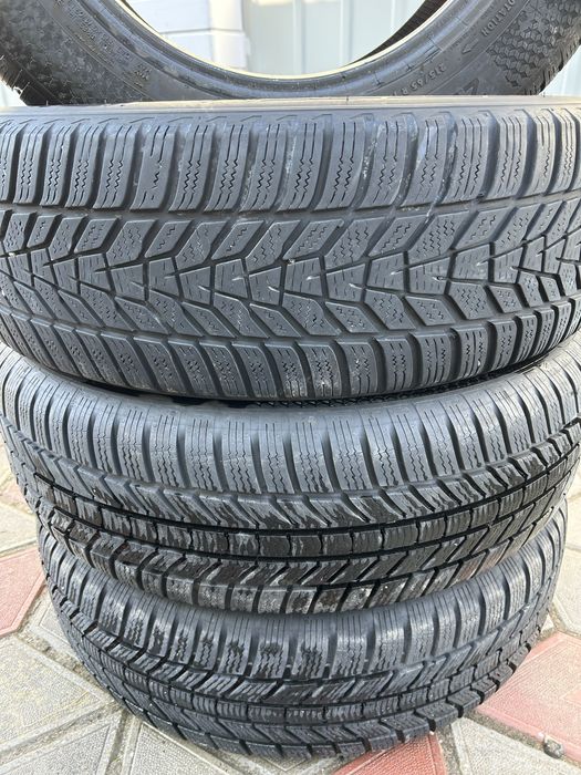 Шини Continental  215 65 R17 Зима