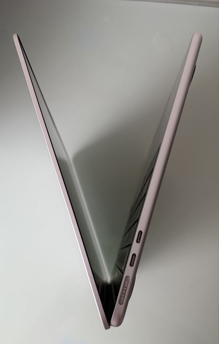 MacBook Air M2 13.6’ 2022 16Gb 1Tb A2681 Silver