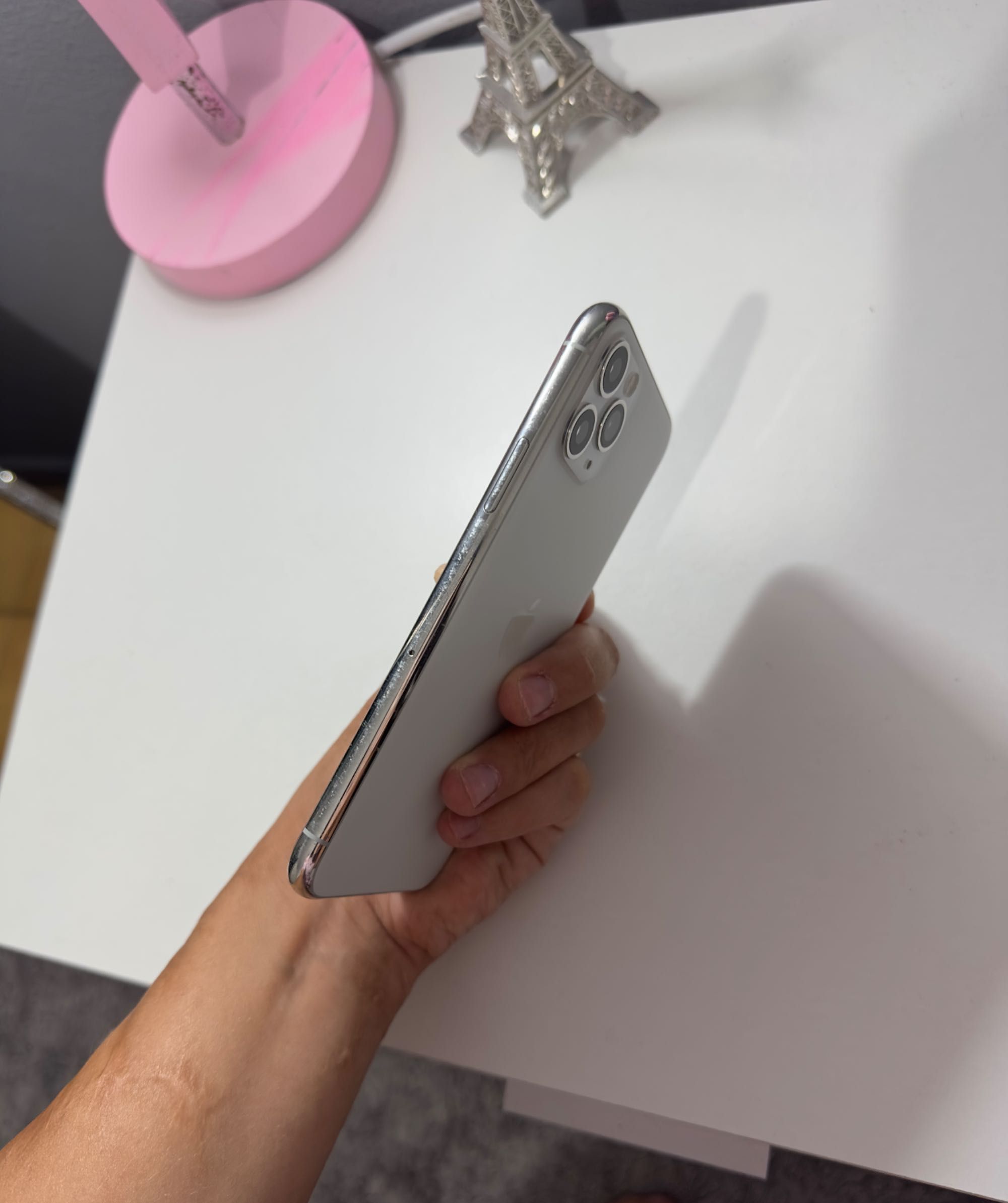 iPhone 11 Pro Branco 64 GB em bom estado