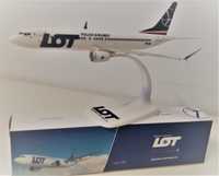 Boeing 737 8 MAX PLL LOT 1:200