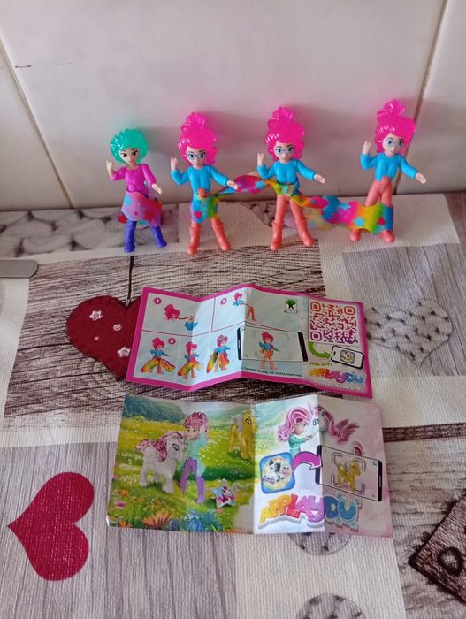 Kinder princesas novas 3€ cada