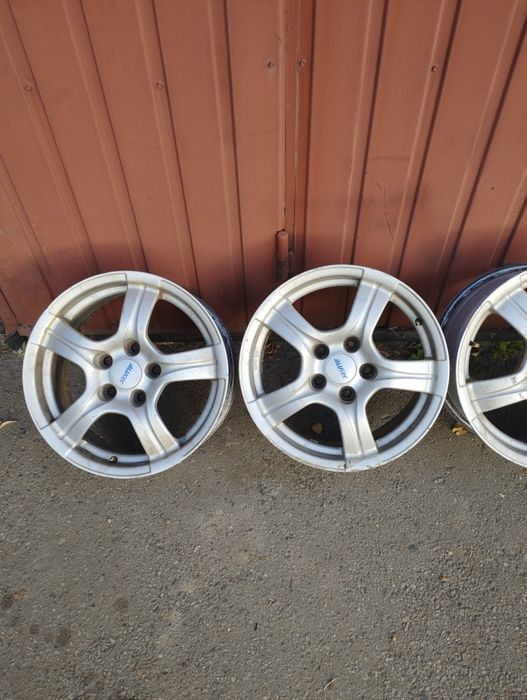 Диски 5*114.3 R-16 ET 45