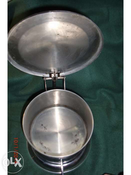 Escarrador cuspidor antigo em inox