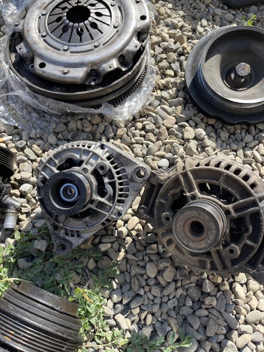 Генератор, стартер Mercedes Vito W638 мерседес віто 638, 2.2, 2.3 б/у