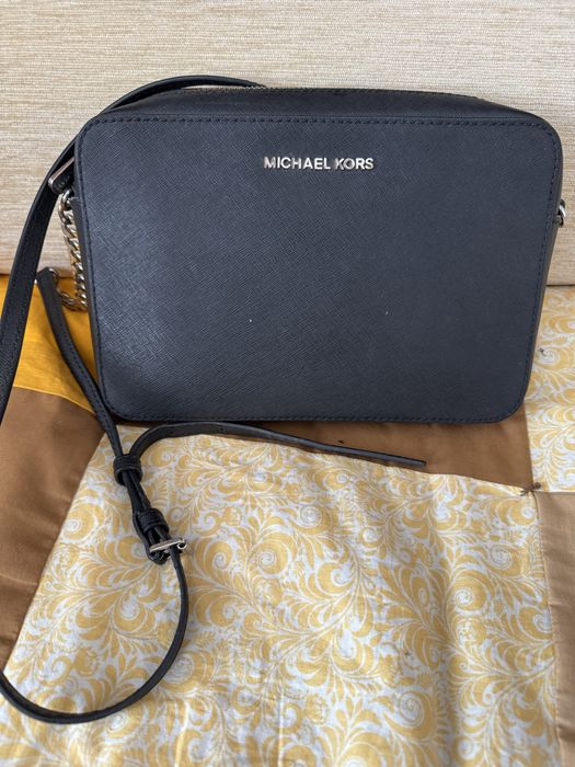 Machael kors номерная