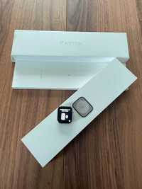 Perfekcyjny Apple Watch 8 41mm GPS silver