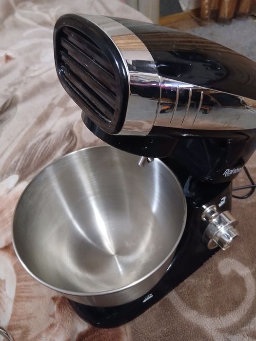 Тестоміс, міксер