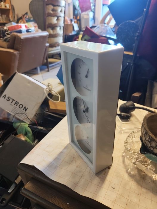 Zegar,stacja meteo biała.