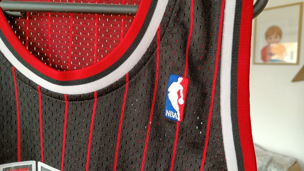 Koszulka koszykarska adidas rozm..S Chicago Bulls Hardwood Classics  R