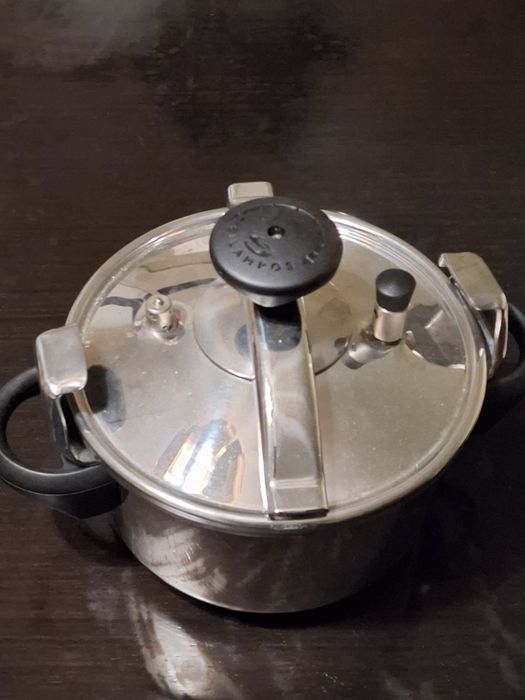 Panela pressão 4L Silampos NOVA