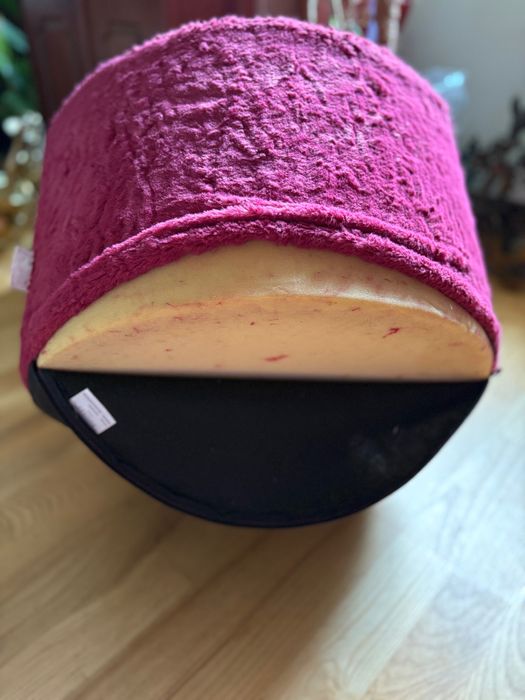 Sprzedam dużą pufę z obiciem ze sztucznego futerka! :)