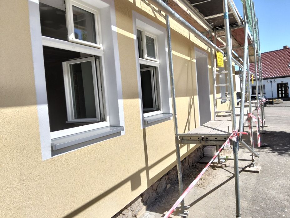 Elewację,tynkowanie elewacji,malowanie,sufity podwieszane i inne prace