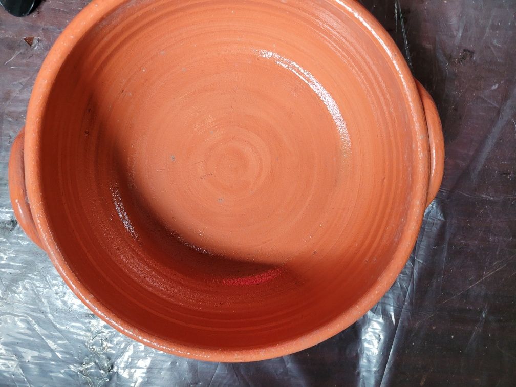 Tacho de  barro vermelho