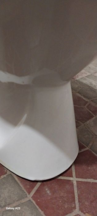 Продам унитаз без сколов